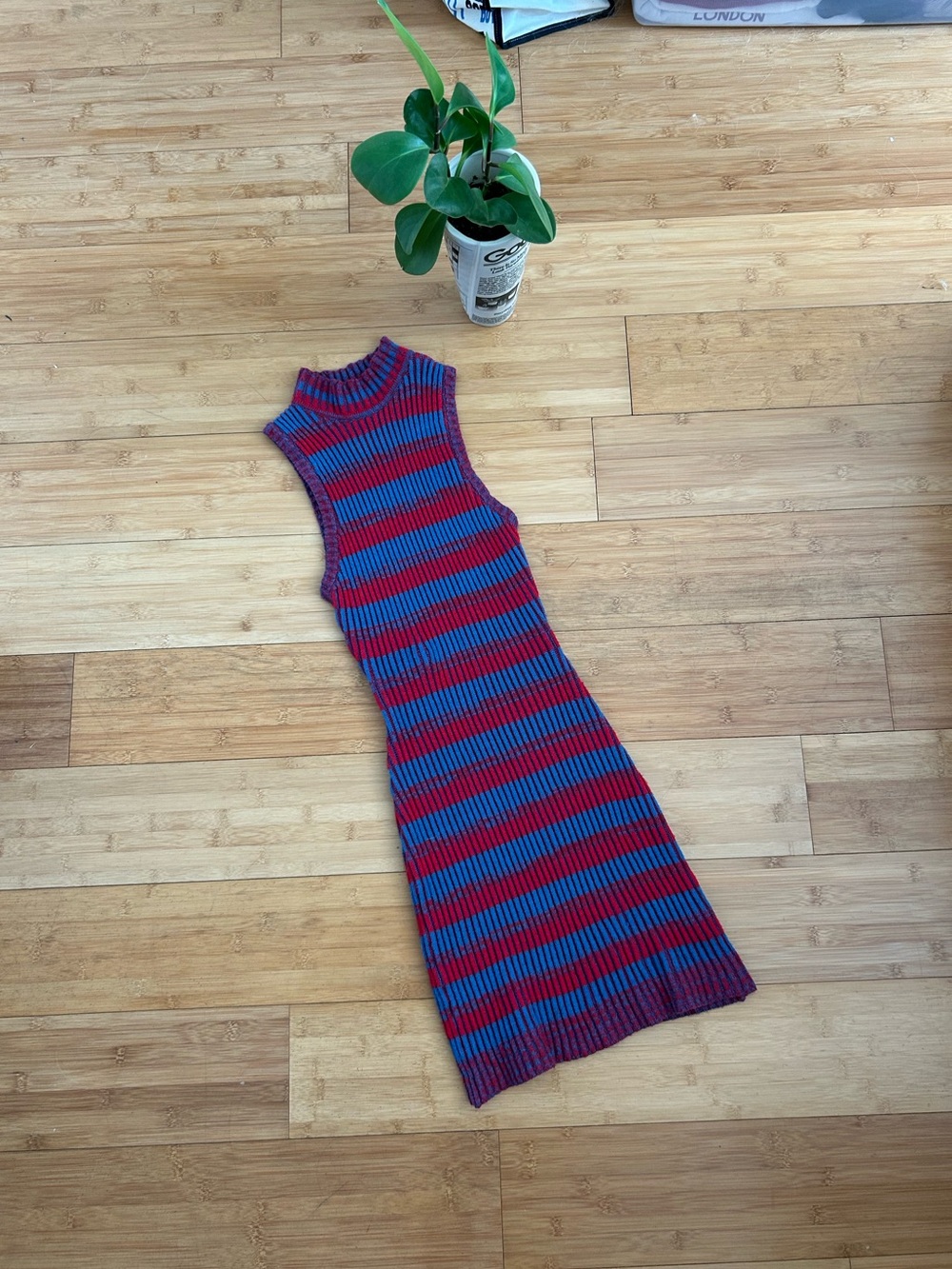 Sleeveless Ribbed Stripe Knit Dress in Blue & Red